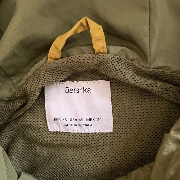 Bershka Cropped Retro Color Block Patchwork‎ Wind Jacket With Hood - Picture 3 of 10